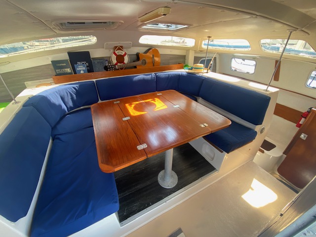 Catamaran wooden table Catamaran wooden table