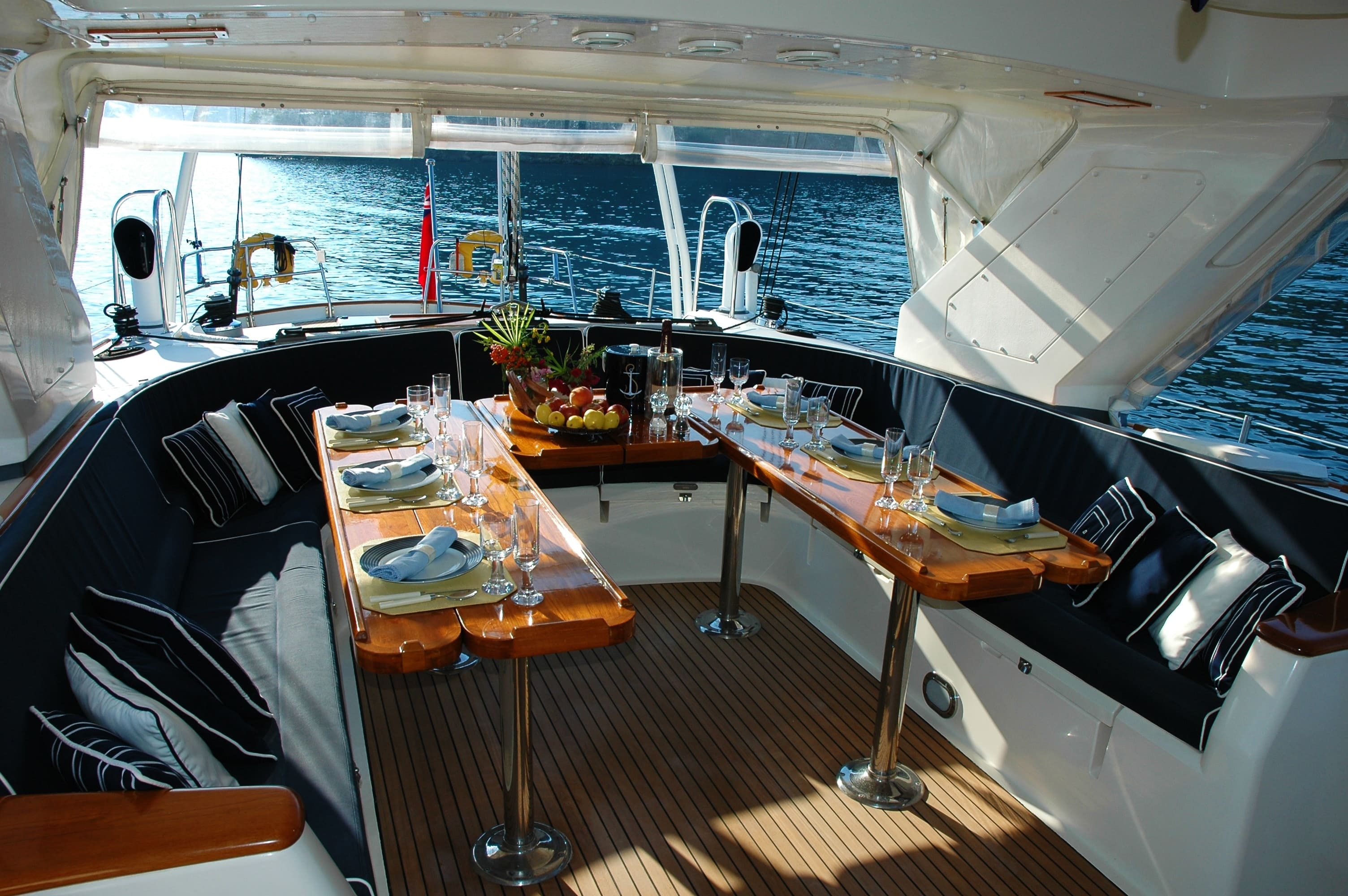 Tulum yachts; breakfast on a yacht